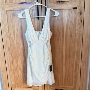 Lulus NWT/White Body Con Sequin mini dress